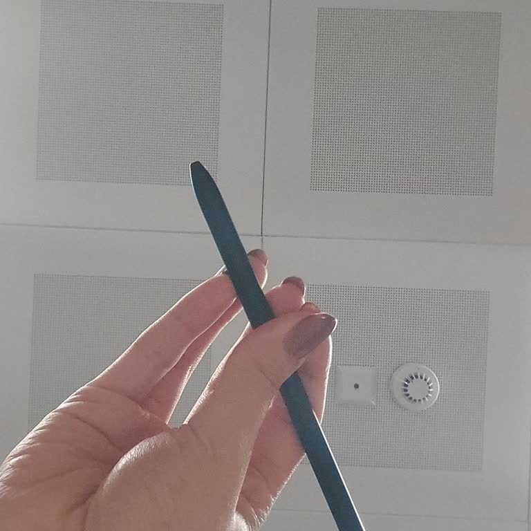 Satın Aldığım Tablet Kaleminin Ucu Sürekli Kırılıyor, Ücret İadesi Talep Ediyorum