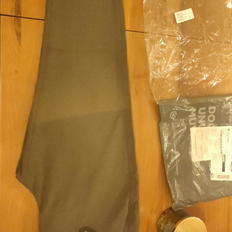 Kusurlu Pantolon Gönderildi, Hızlı Çözüm Ve Ücret İadesi Bekliyorum