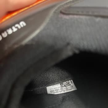 Az Kullanılan Ayakkabıda Açılma Ve Hatalı Red