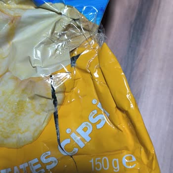 BİM Ambalajı Açık Ve Bayat Cips Satışı İle İlgili Mağduriyet