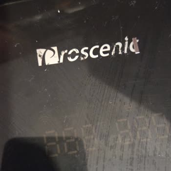 Airfryer Üzerindeki Farklı Marka Logosu Şaşkınlığı