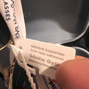 Denemeden Satın Aldığım Gözlüğün İadesi Güvenlik Kelepçesi Nedeniyle Reddedildi