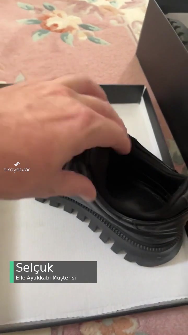 Elle Mağazasından Aldığım Ayakkabının Tabanı Kendiliğinden Yarıldı! videonun kapak resmi