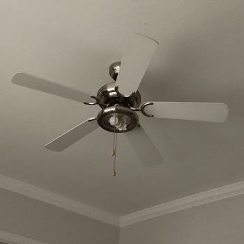 Tavan Vantilatörü Cam Parçası İçin Yedek Parça Sorunu