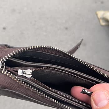 Hotiç Mağazasından Aldığım Cüzdan Kısa Sürede Bozuldu, Personel Davranışı Ve İade Sürecinde Mağduriyet Yaşadım