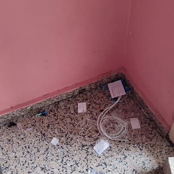 Altyapı Çalışması Sonrası Apartman Girişine Çöp Bırakılması Rahatsız Ediyor