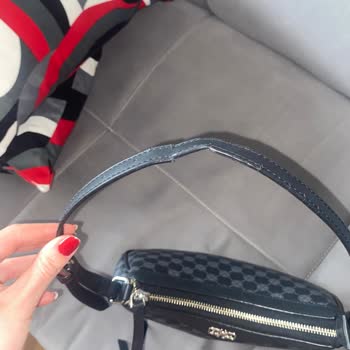 Cengiz Pakel Omuz Çantası Kulpunda Ciddi Yıpranma Ve Onarım Talebi