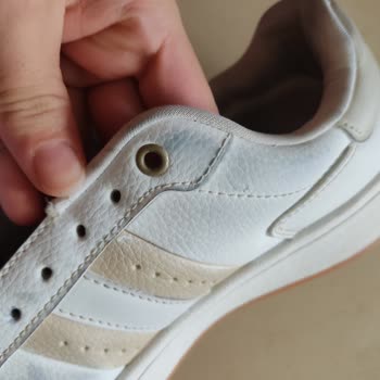 Kinetix Ayakkabıda Kısa Sürede Oluşan Mavi Lekeler Ve İade Reddi Mağduriyeti