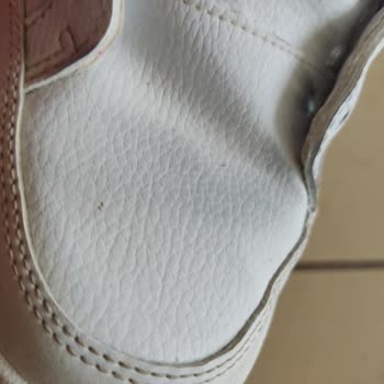 Kinetix Ayakkabıda Kısa Sürede Oluşan Mavi Lekeler Ve İade Reddi Mağduriyeti