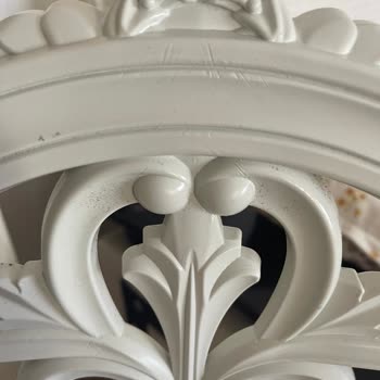 Korumasız Teslim Edilen Çizikli Sandalye İçin Çözüm Bulamıyorum