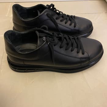 Ayakkabıda Sürekli Ses Problemi Ve İlgisiz Müşteri Hizmetleri Nedeniyle Değişim Talebimin Reddedilmesi