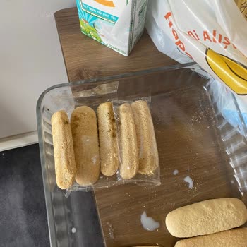 Happy Center'dan Alınan Kedi Dili Küflü Çıktı, Mağduriyet Yaşadım