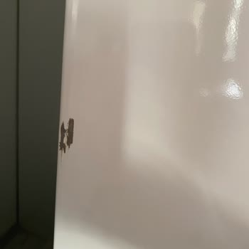 Servis Sonrası Buzdolabım Çizik Ve Kokulu Teslim Edildi, Sorun Hâlâ Devam Ediyor