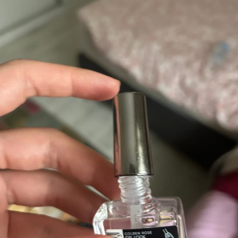 Golden Rose Mağazasından Bozuk Ve Kullanılmış Oje Satışı Mağduriyeti