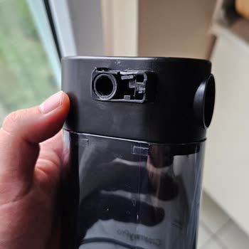 Arçelik Espresso Makinesi Süt Haznesi Kırıldı, Garantiye Rağmen Çözüm Yok