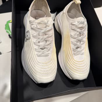 Karl Lagerfeld Spor Ayakkabıda Kısa Sürede Sararma Ve İade Talebi