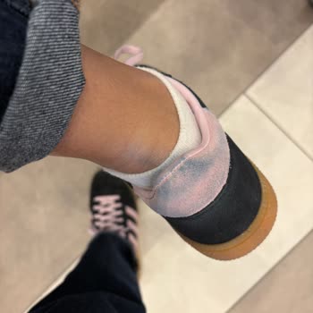 Yeni Alınan Pantolonun Boyası Eşyalarıma Zarar Verdi, Mağduriyetim Giderilmiyor