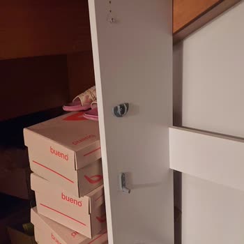 Ayakkabılık Menteşe Kalitesizliği Nedeniyle Mağduriyet Ve Çözüm Beklentisi