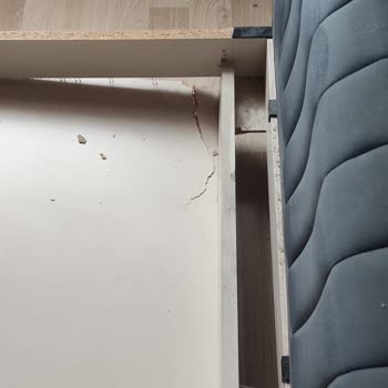 Satışta Kayın Ağacı Denip Suntadan Koltuk Teslim Edildi, Hayal Kırıklığı Yaşıyorum