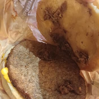 Kavurmasız Burger Ve İçecek Sorunuyla Hayal Kırıklığı Yaşadım