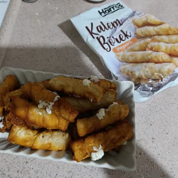 Dondurulmuş Kalem Böreği Kızartılırken Patlama Ve Yanık Riski