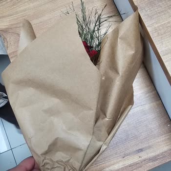Hayal Kırıklığı Yaratan Kalitesiz Çiçek Ve Yetersiz Müşteri Hizmeti