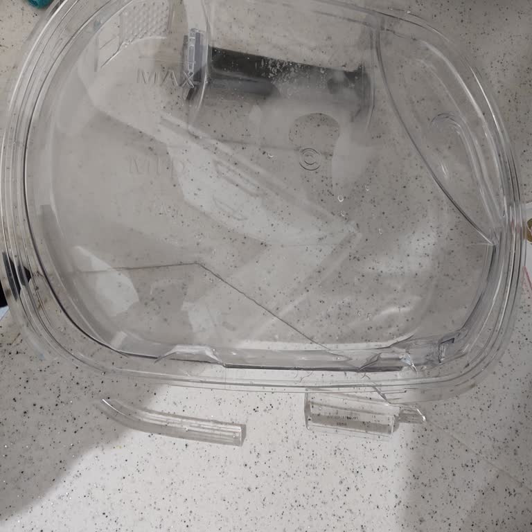 Hoover Kurutma Makinesi Kapağı Kolayca Kırıldı, Garanti Kapsamı Belirsizliği