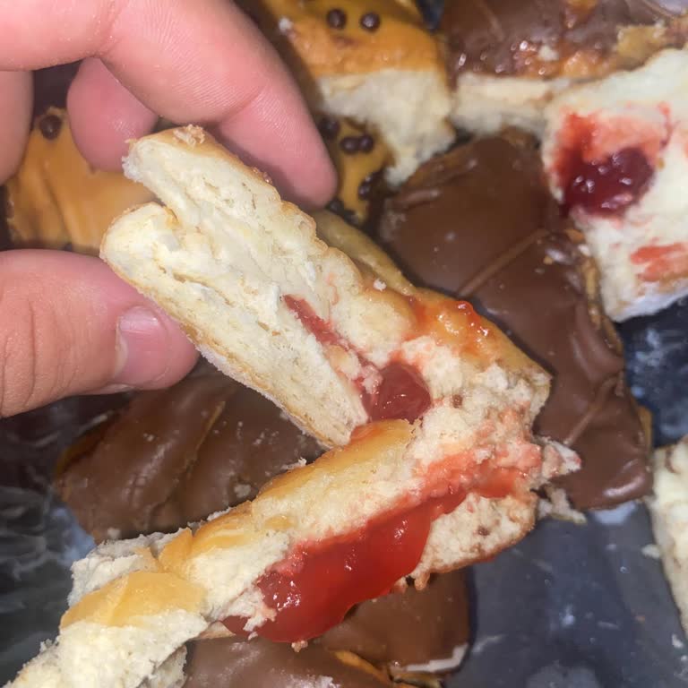 Pişmemiş Ve Bozuk Donutlar Nedeniyle Hayal Kırıklığı Ve Ücret İadesi Talebi