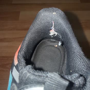 FLO’dan Alınan Çocuk Ayakkabısının Kısa Sürede Dağılması Ve Garanti Sorunları