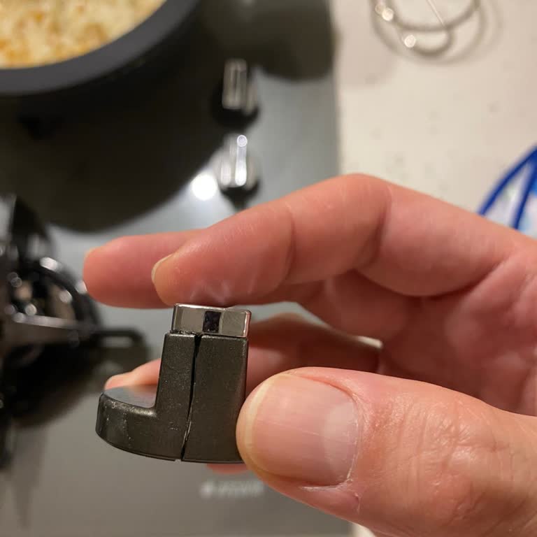 Ankastre Ocağın Tuşları Çatladı, Ücretsiz Değişim Talebi