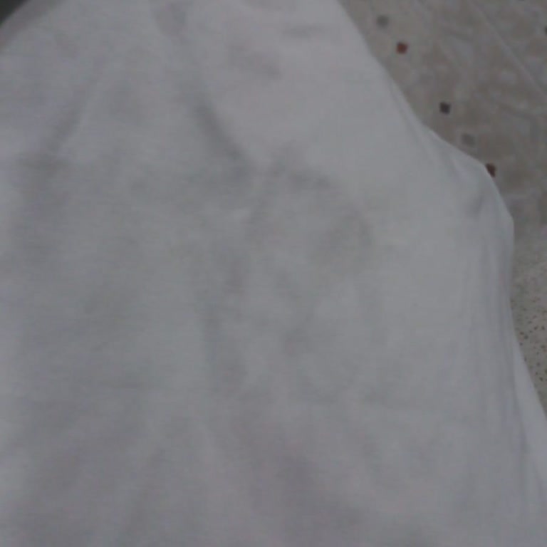 Bosch Çamaşır Makinesi Kıyafetlerimi Gri Lekelerle Mahvediyor, Çözüm Sunulmuyor