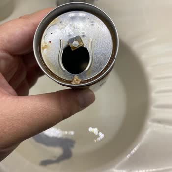 Aldığım Sütlü Kahveden Yabancı Maddeler Çıktı, Şok Market'ten Dönüş Alamadım