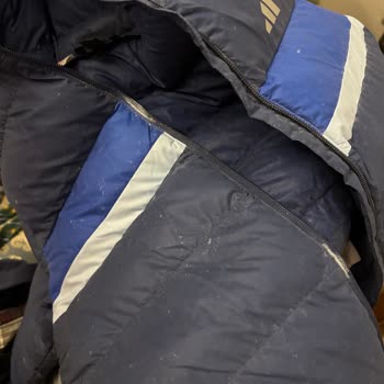 Yıkama Sonrası Adidas Çocuk Montunda Lekeler Oluştu, İade Talebime Dönüş Yapılmadı