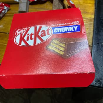 Aldığım Kit Kat Çikolataların Tamamı Bozuk Ve Beyazlamış Çıktı