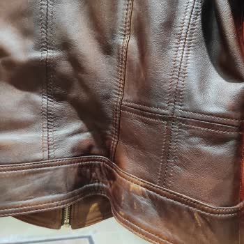 Kısa Sürede Deforme Olan Mont İçin Değişim Talebi Ve Mağaza İlgisizliği