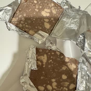 Bozuk Nestle Damak Çikolata Nedeniyle Yaşanan Sağlık Problemi Ve Ürün Değişim Talebi