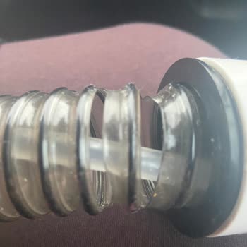 Kiwi Halı Yıkama Makinesini 3 Kez Kullandıktan Sonra Hortumu Yırtıldı