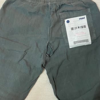 Yalnızca İki Kez Giyilen Pantolonun Yırtılması Ve Mağaza İlgisizliği