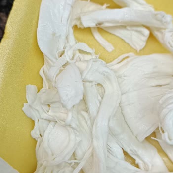 Aldığımız Peynirlerin Bozuk Çıkması Ve Sağlıksız Ürün Satışı