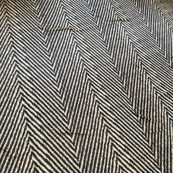 Aynı Siparişte Alınan Halılardan Birinde Kullanım Sorunu