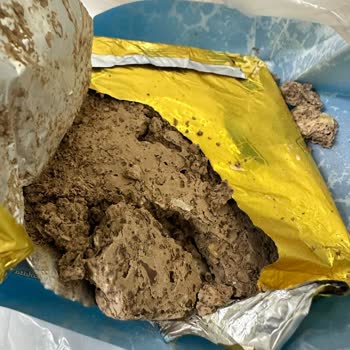 Eti Fındıklı Çikolata Son Kullanma Tarihi Geçmeden Bozulmuş Halde Çıktı