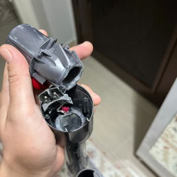 Dyson V12 Pipe Broken, Replacement Out of Stock for Two Months