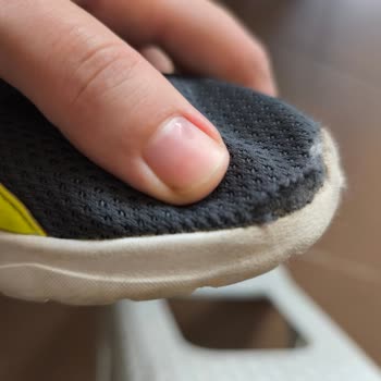 Kısa Sürede Ön Kısmı Açılan Çocuk Ayakkabısına İade Talebi