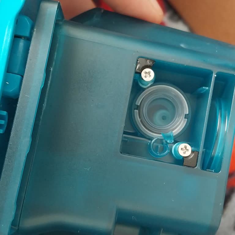 Philips Robot Süpürge Garanti Dışı Parça Kırılması Ve Yüksek Ücret Mağduriyeti