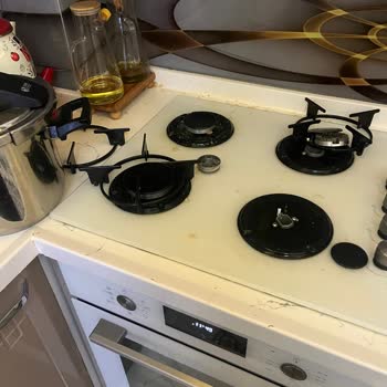 Patlayan Düdüklü Tencere: Hem Yaralandım Hem De İade Reddedildi