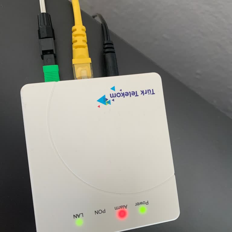 Nakil Sonrası İnternetimiz Aniden Kesildi, Kimse Çözüm Sunmuyor!