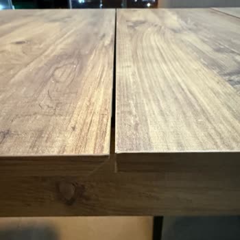 Vivense Vina Mutfak Masası Sandalyelerinde Kısa Sürede Açılma Sorunu Yaşadım