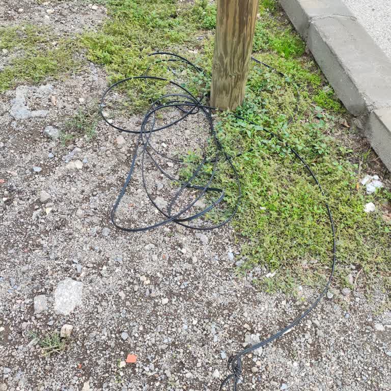 Kopuk İnternet Kablosu Nedeniyle Haftalardır Bağlantı Yok, Çözüm Bekliyorum