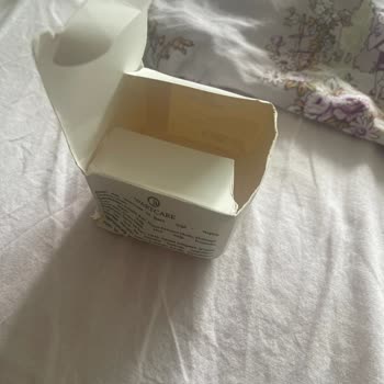 Emay Kozmetik'ten Alınan Wartcare Krem Deforme Olmuş Şekilde Geldi