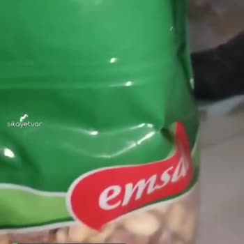 Emsal Kuruyemiş Ürününden Kurt Çıktı